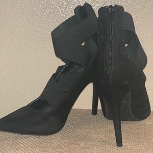 Beautiful,sassy heels 👠